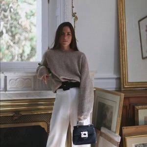 Meet your Posher, Samantha